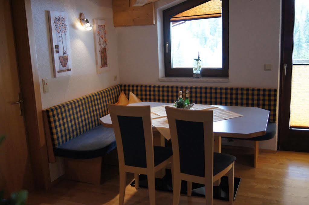 Apart Gentiana Sölden Exteriör bild