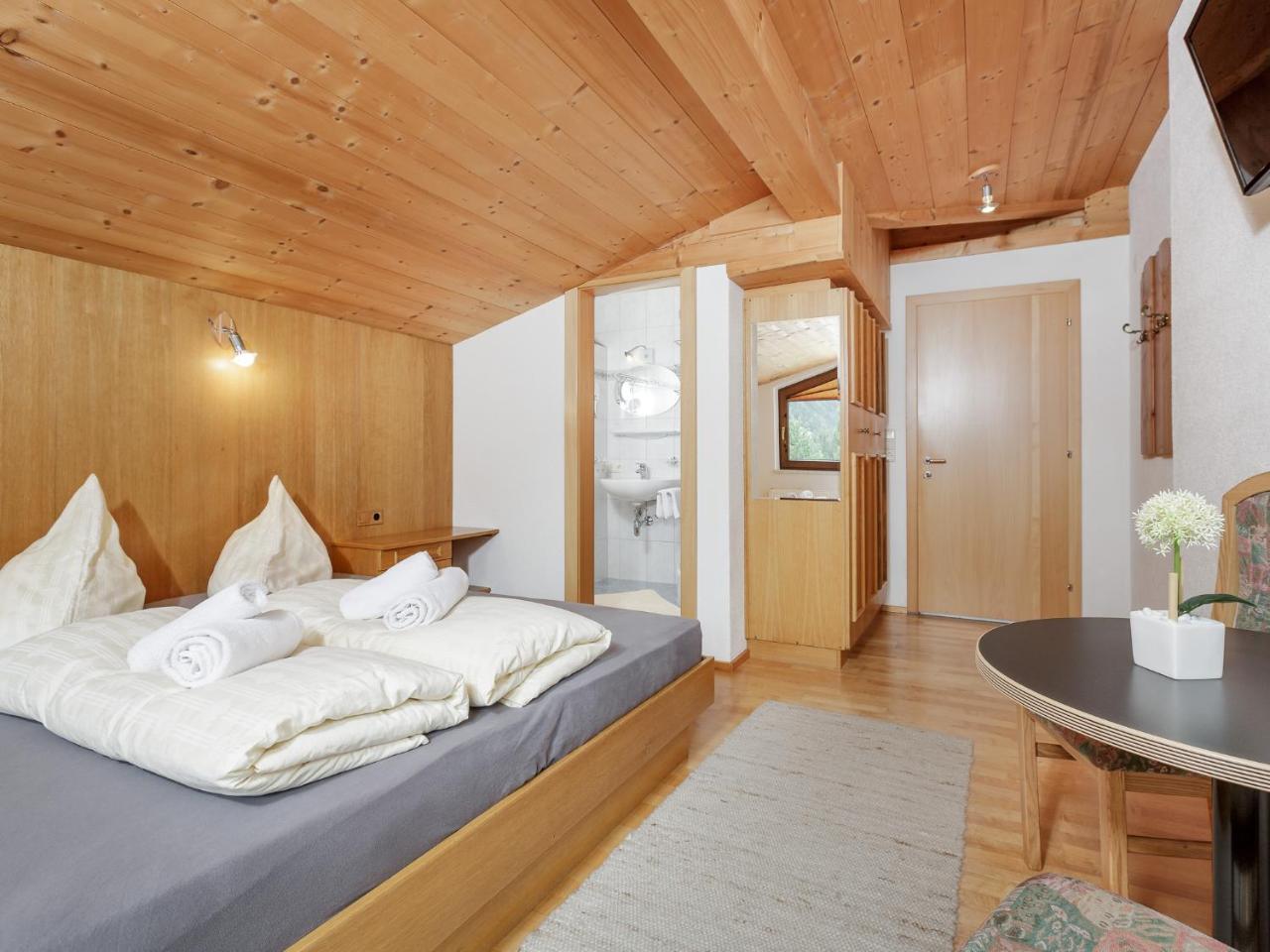 Apart Gentiana Sölden Exteriör bild